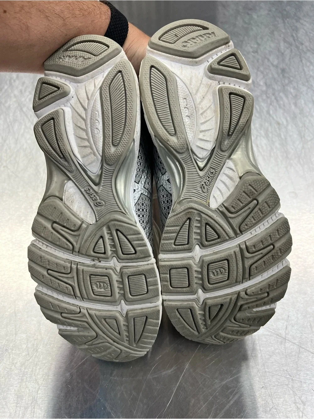 ASICS Gray Mesh Running Sneakers with White Soles Women’s 9.5